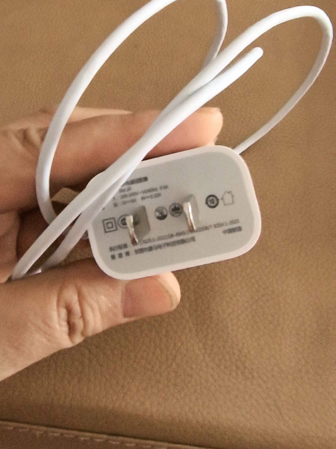 苹果数据线分解版在哪买苹果数据线哪个品牌质量好